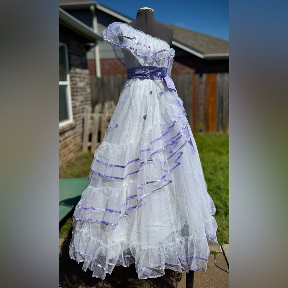 Vintage Ballgown Gunne Sax Style Alfred Angelo Flirtations White Purple Dress 2